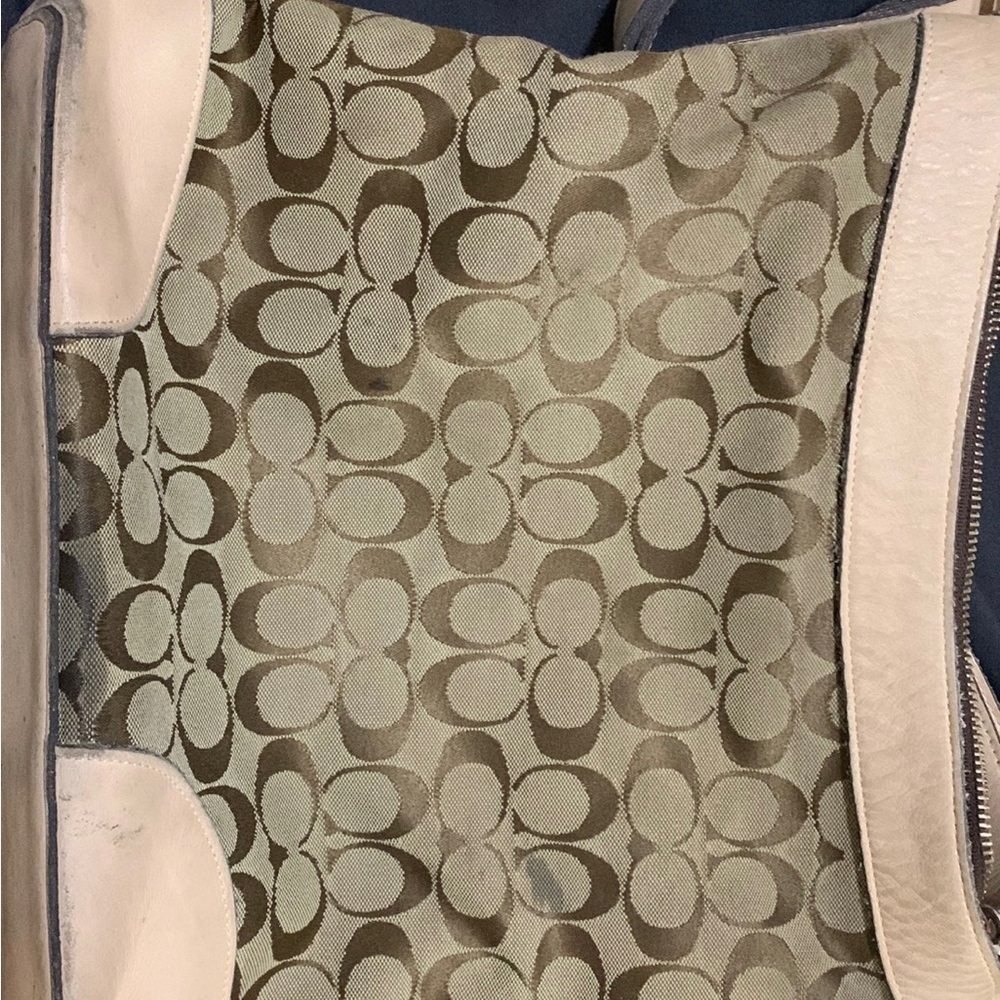 Beige coach bag